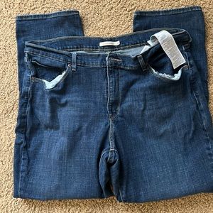 Levis classic straight 34”